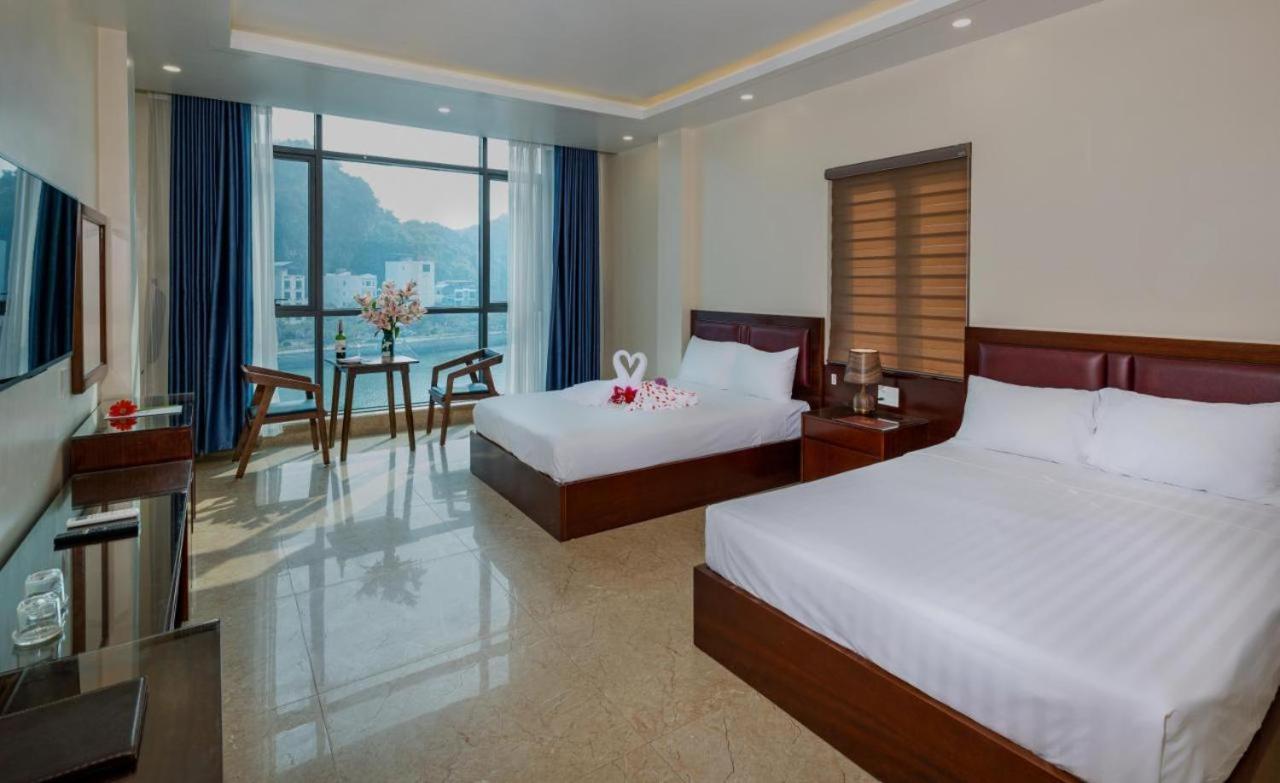 Aroma Cat Ba Sea View Hotel Chan Chau Exterior photo